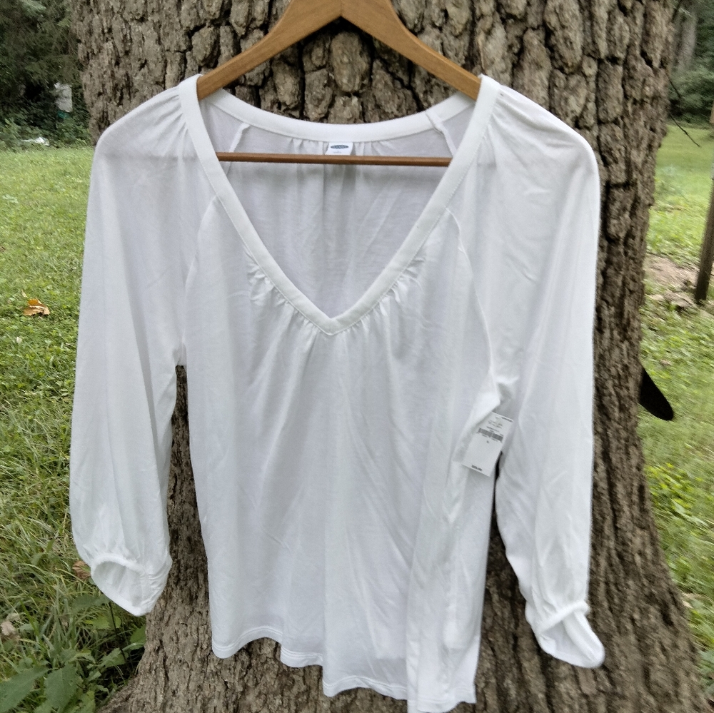 ⬇️ Price Drop! ⬇️NWT Old Navy Peasant Blouse in size S - Picture 1 of 5